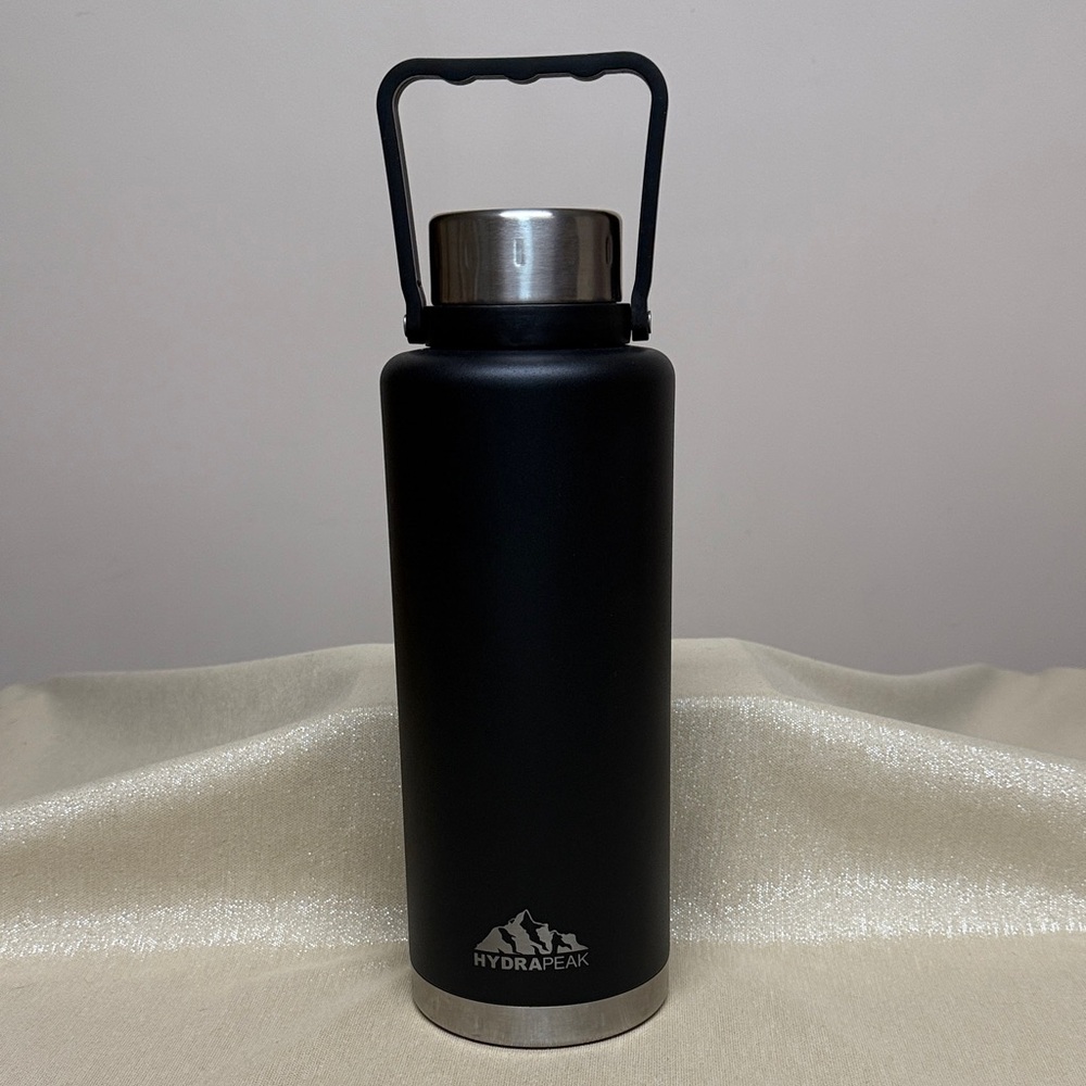 Hydrapeak Black Stainless Steel 67oz Water Bottle